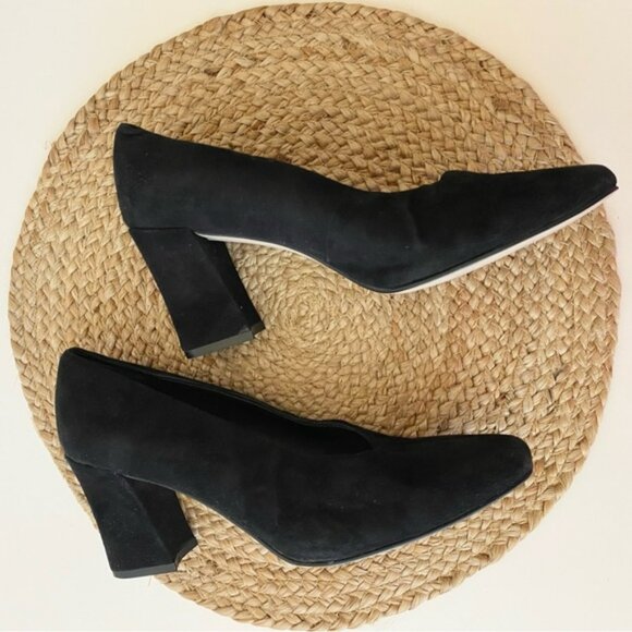 VINTAGE Suede Heels in Black - 9.5 - Picture 11 of 16